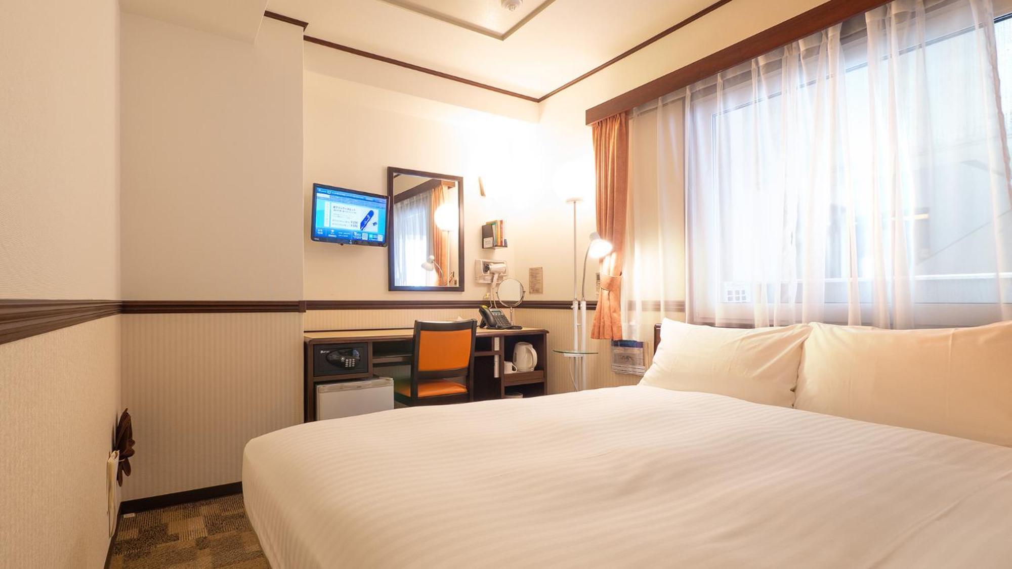Toyoko Inn Shin-Osaka Chuo-Guchi Honkan Exterior foto